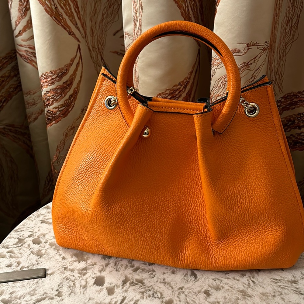 Pebble Grain Shoulder Satchel